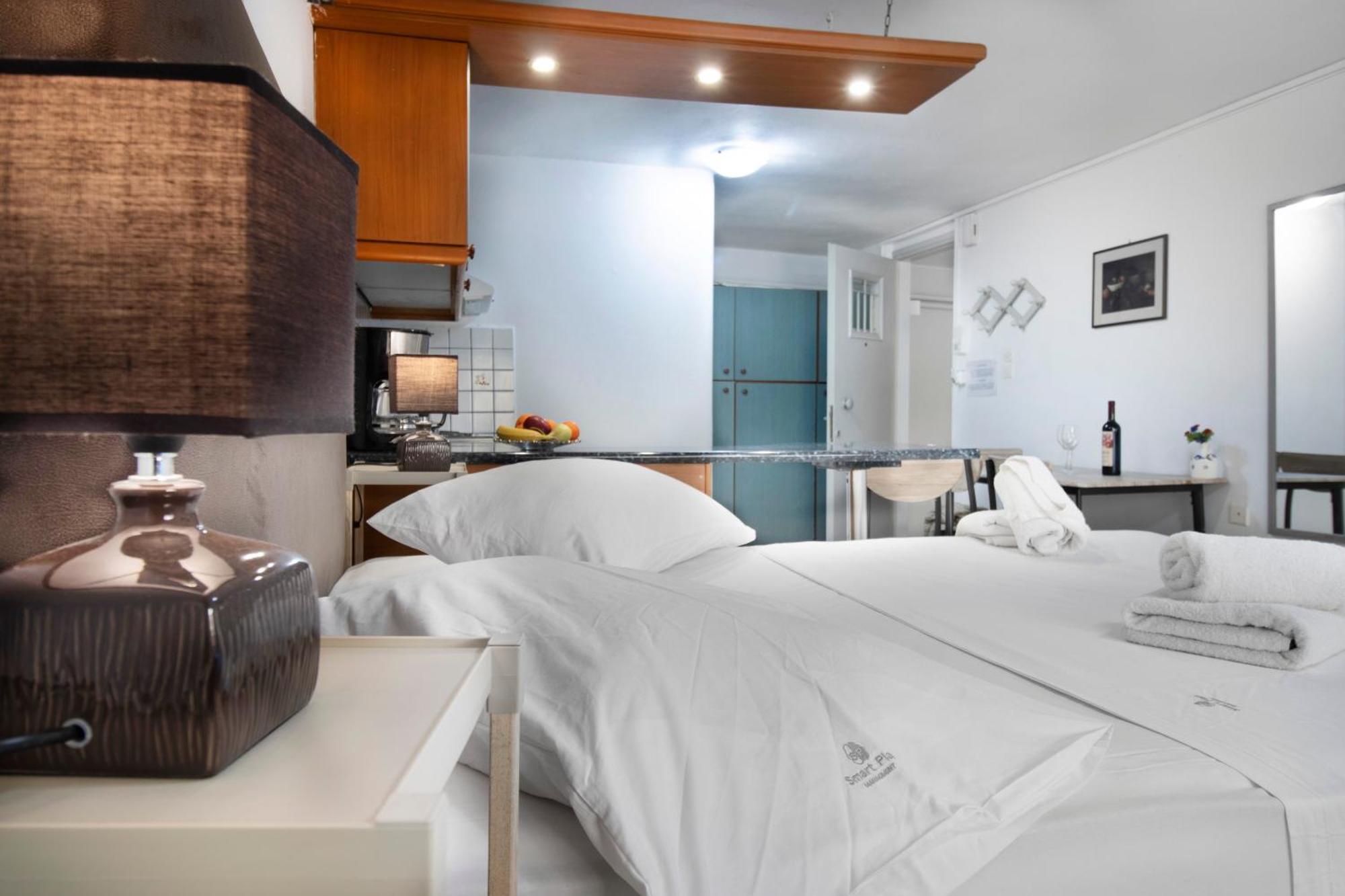 Central Studio In Downtown Heraklion Zewnętrze zdjęcie